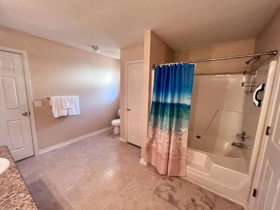 Holiday home Seaside Sanctuary Close To Beach! *